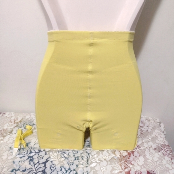 Vintage Sears Yellow Body Shaping Shapewear High Waisted Shorts Lingerie - Picture 4 of 4